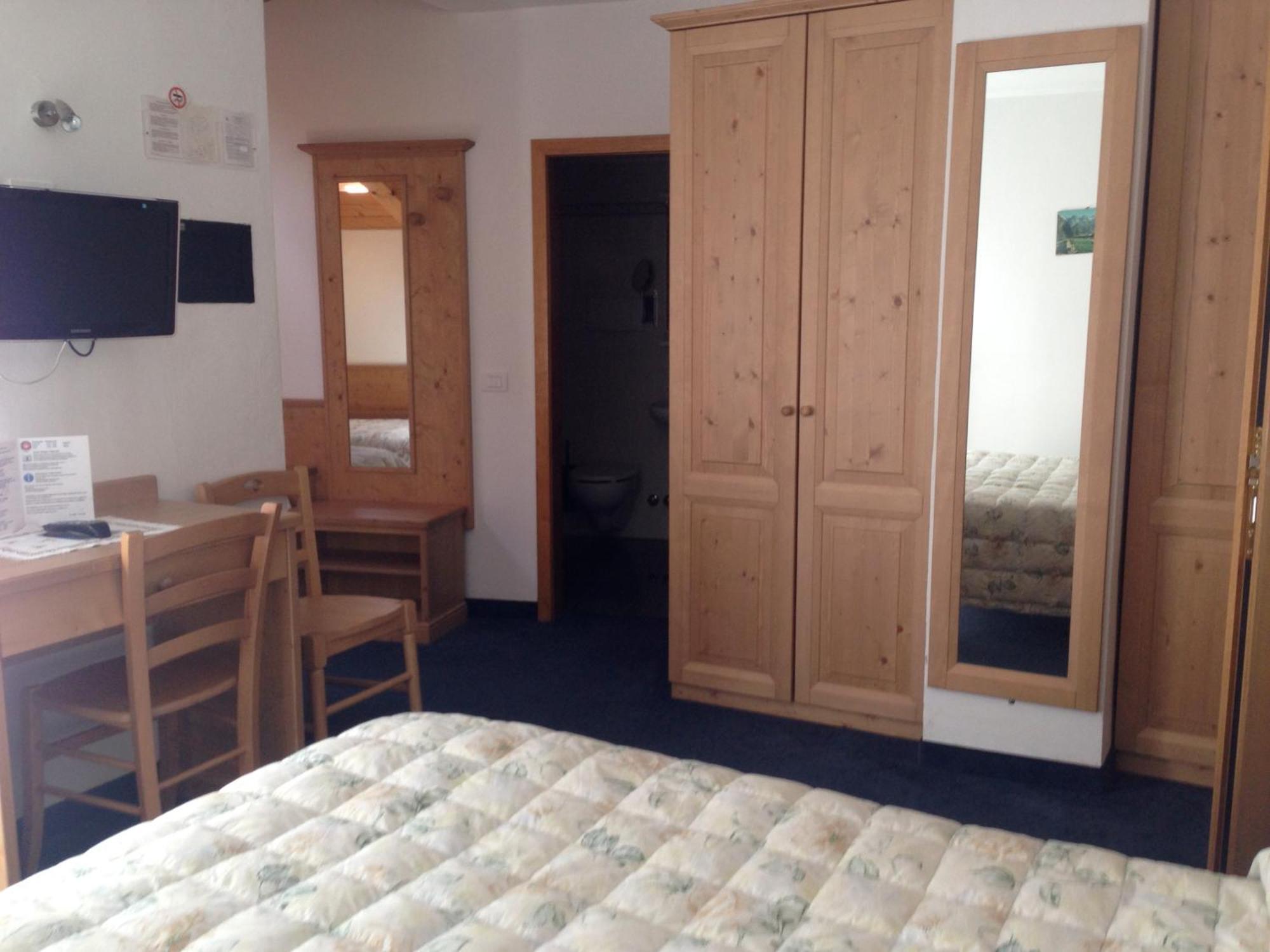Liz Hotel & Apartments Predazzo Cameră foto